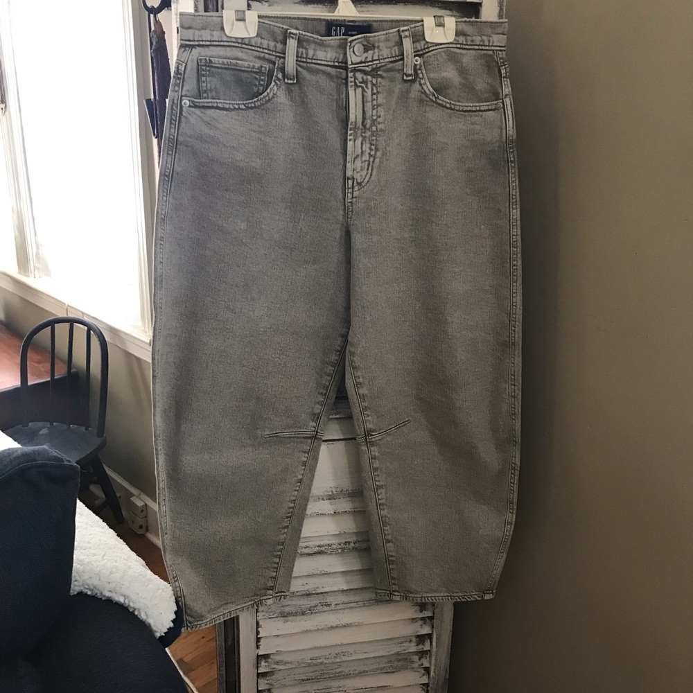 GAP barrel jeans